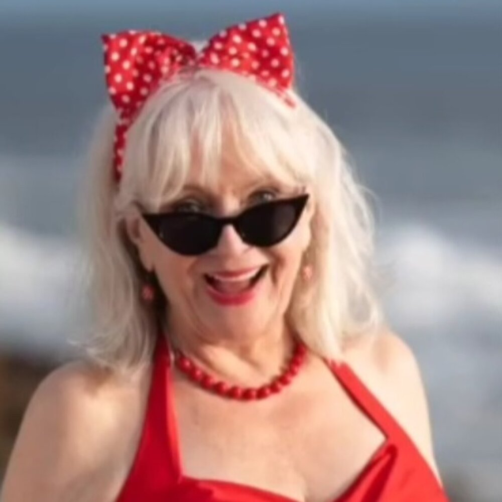 Meet your Posher, North Pole lady